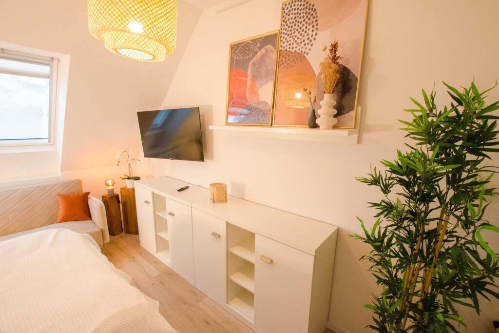 Casarina - Gemuetliches Apartment Im Zentrum Augsburg Eksteriør bilde