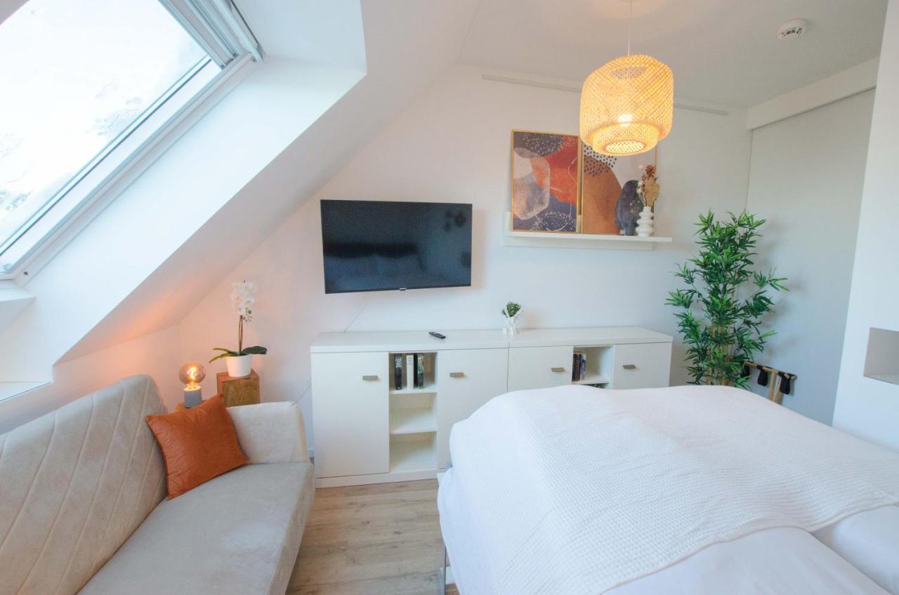 Casarina - Gemuetliches Apartment Im Zentrum Augsburg Eksteriør bilde